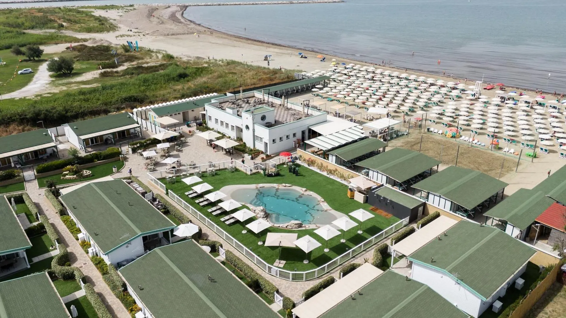 Aparthotel La Rondine Calambrone Itálie