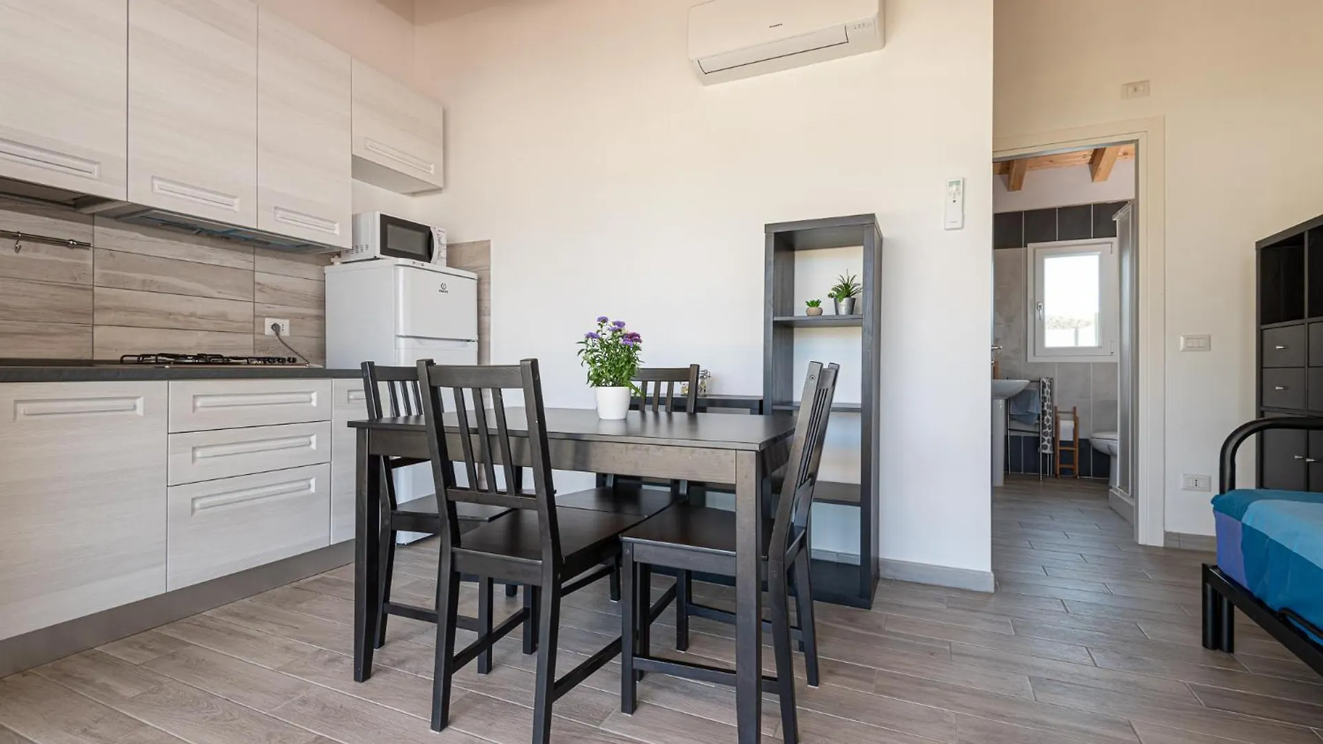 Aparthotel La Rondine Calambrone