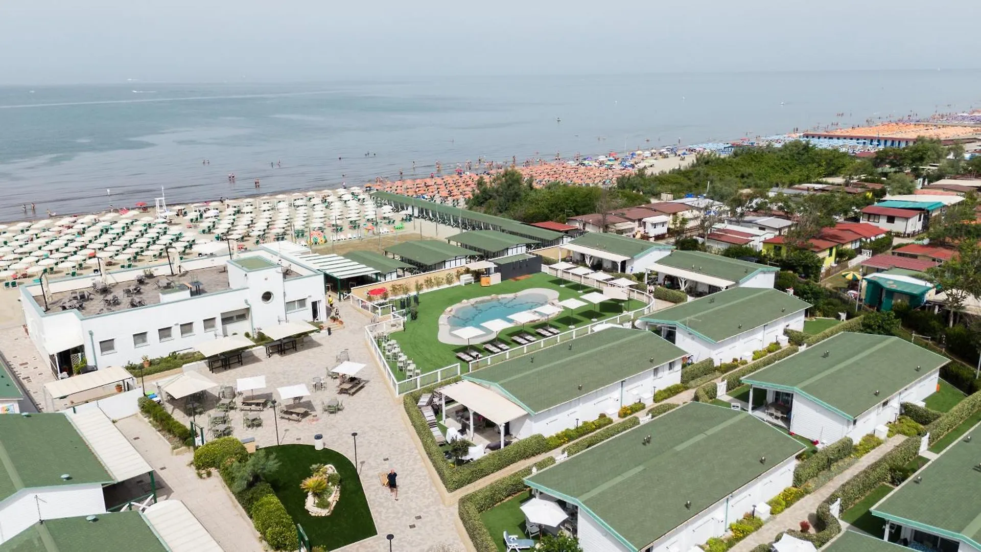 Aparthotel La Rondine Calambrone 0*,